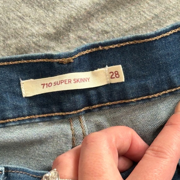LEVI’S (Super Skinny) Jeans SZ 28 - Picture 5 of 5
